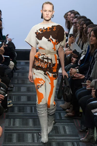 Look 31